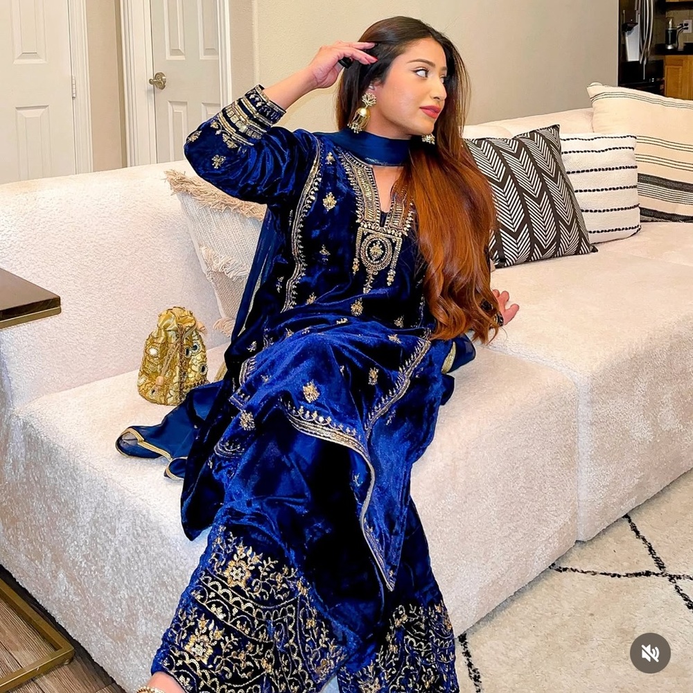 Elegant Blue Velvet Kurta with Gold Embroidery